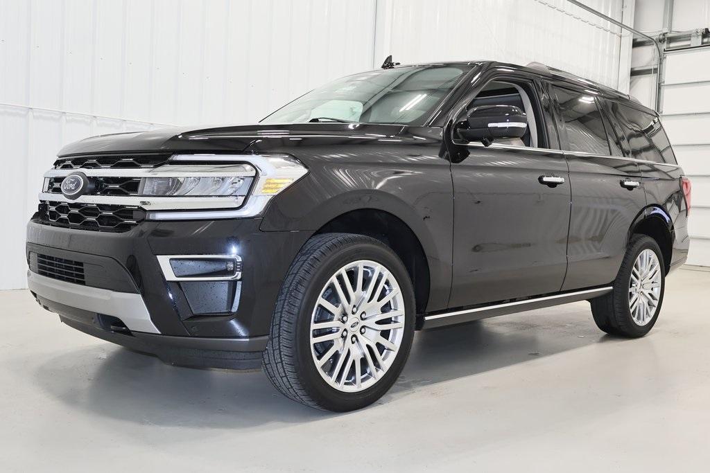 used 2024 Ford Expedition car, priced at $72,549