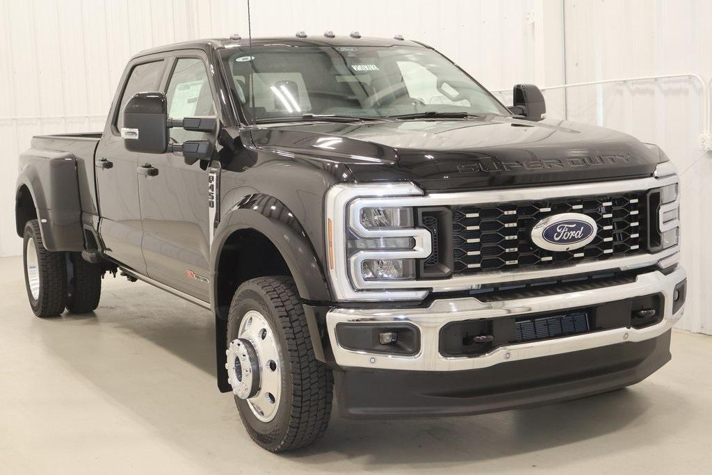 new 2025 Ford F-450 car, priced at $94,570
