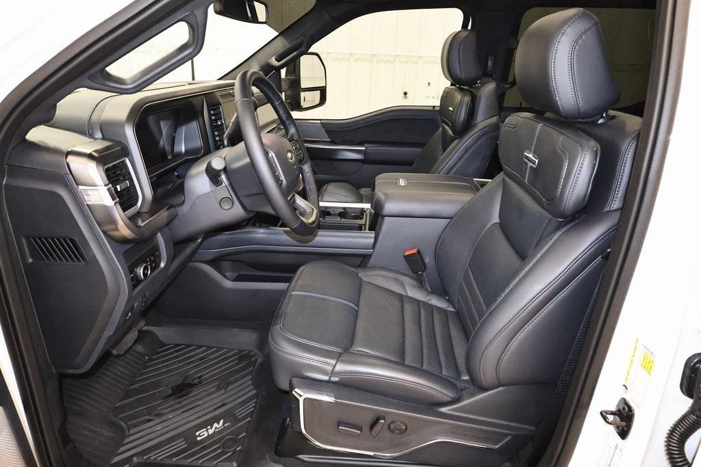 used 2025 Ford F-450 car, priced at $104,000