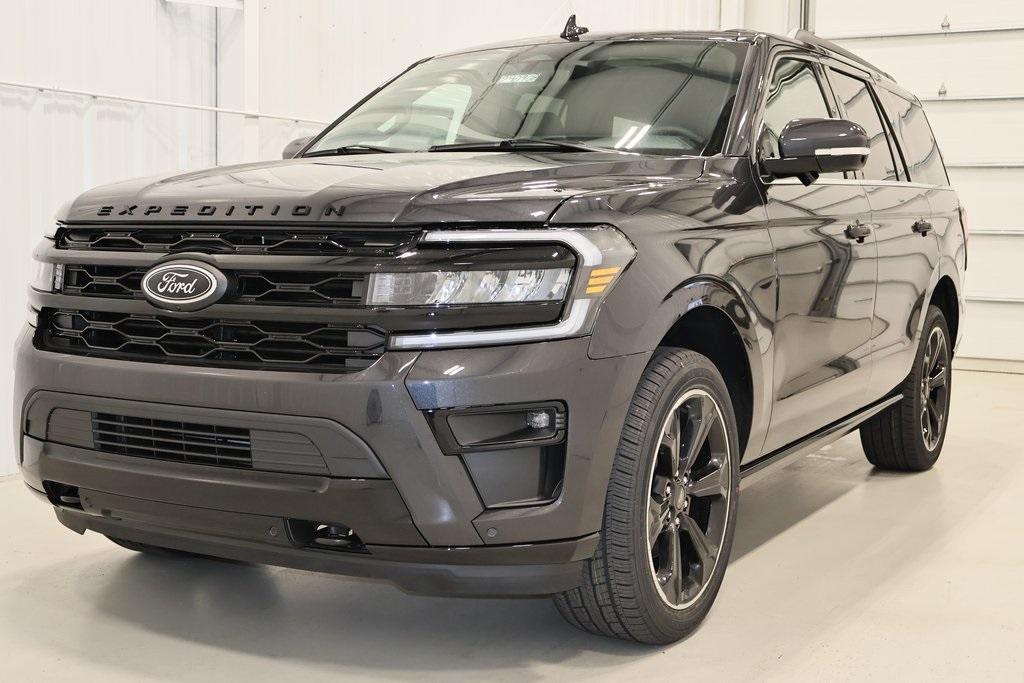 new 2024 Ford Expedition car, priced at $70,470