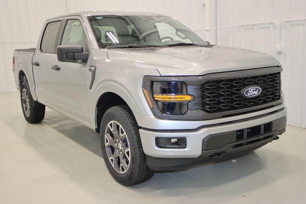 new 2024 Ford F-150 car, priced at $45,605