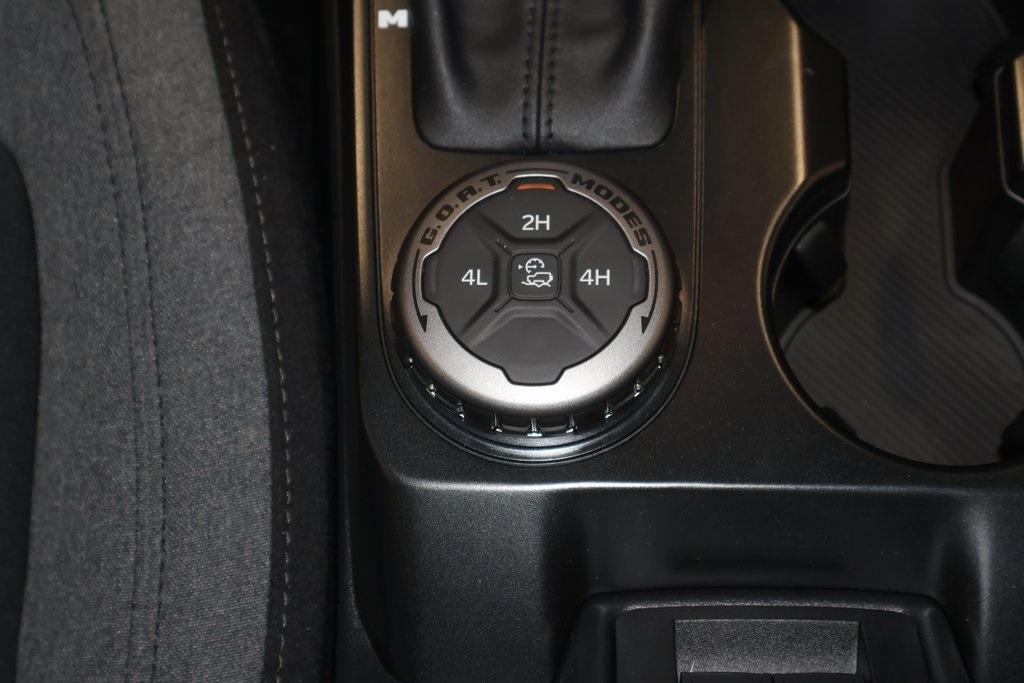 new 2025 Ford Bronco car, priced at $44,175