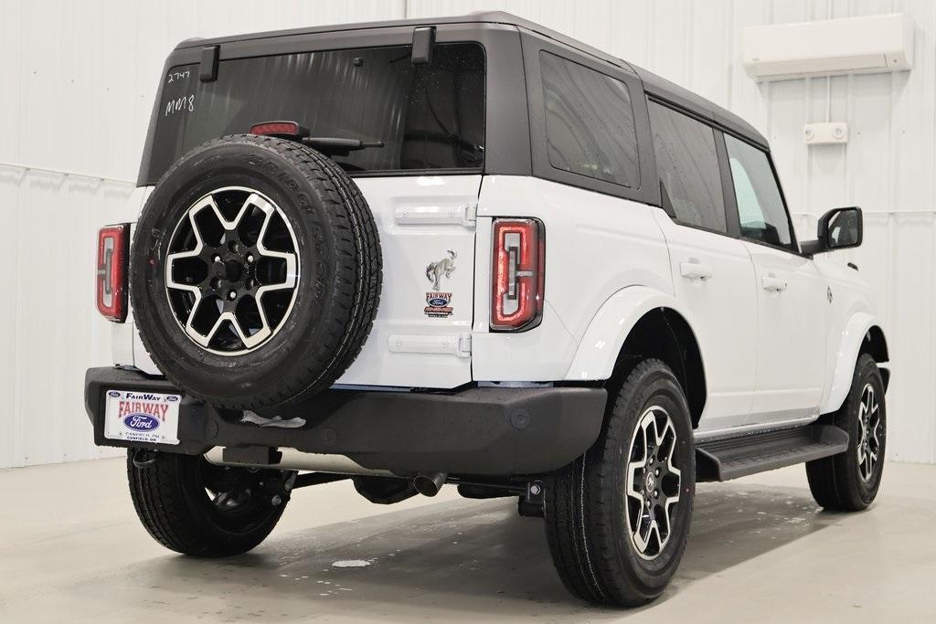 new 2025 Ford Bronco car, priced at $53,820