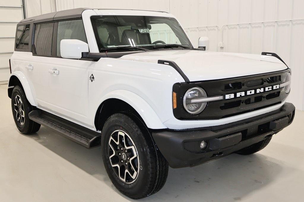 new 2025 Ford Bronco car, priced at $53,820