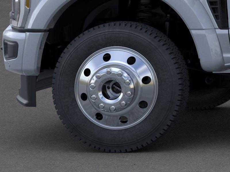 new 2025 Ford F-450 car, priced at $104,180
