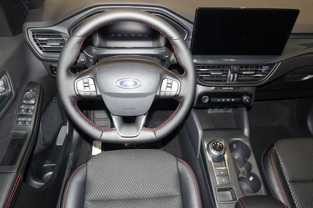new 2025 Ford Escape car, priced at $33,470