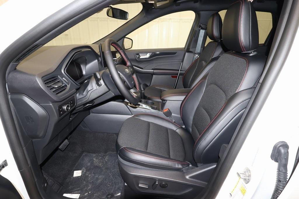 new 2025 Ford Escape car, priced at $33,470