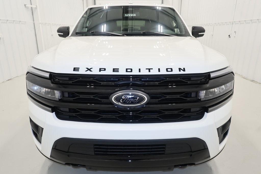 new 2024 Ford Expedition Max car, priced at $82,120