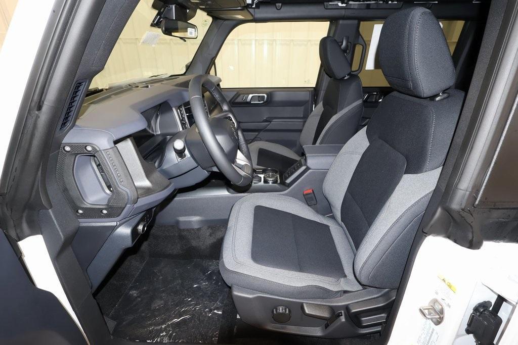 new 2025 Ford Bronco car, priced at $44,554