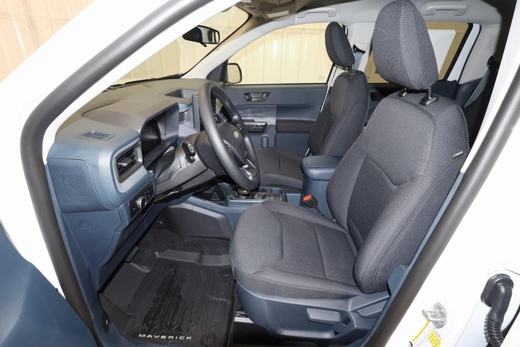 new 2025 Ford Maverick car, priced at $29,004