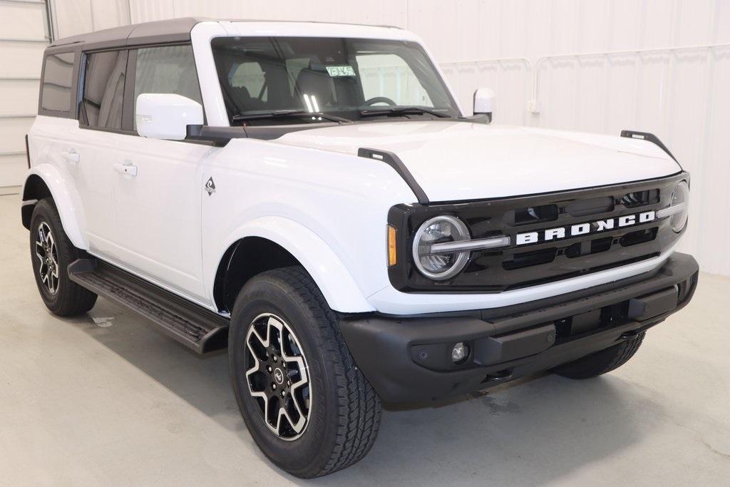 new 2025 Ford Bronco car, priced at $61,410