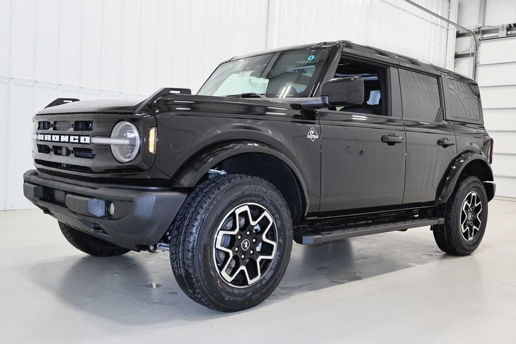 new 2024 Ford Bronco car, priced at $48,785