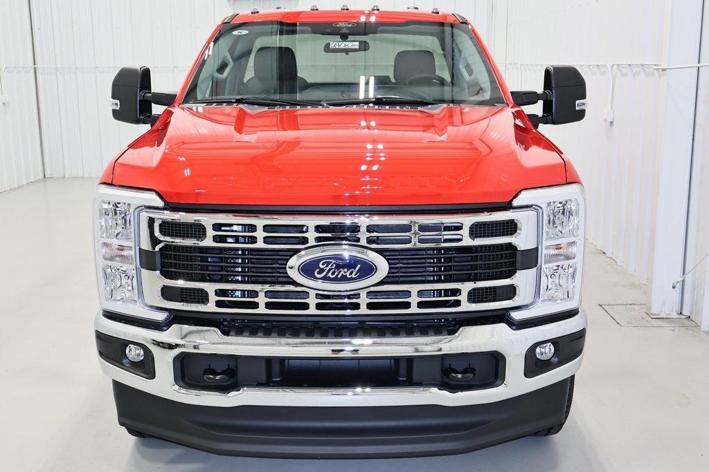 new 2024 Ford F-350 car, priced at $48,950