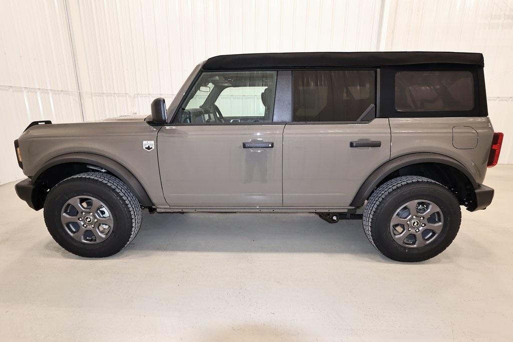 new 2025 Ford Bronco car, priced at $43,070