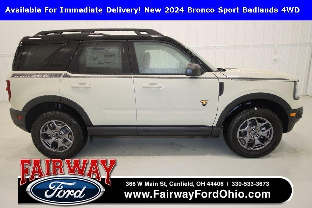 new 2024 Ford Bronco Sport car, priced at $42,810