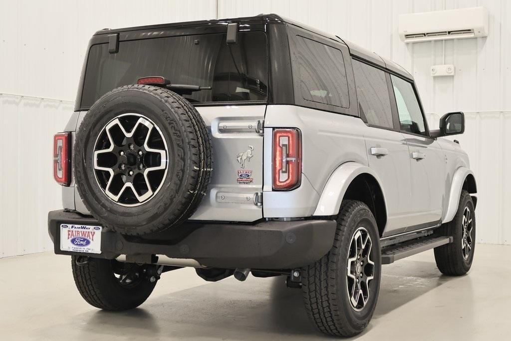 new 2024 Ford Bronco car, priced at $51,715