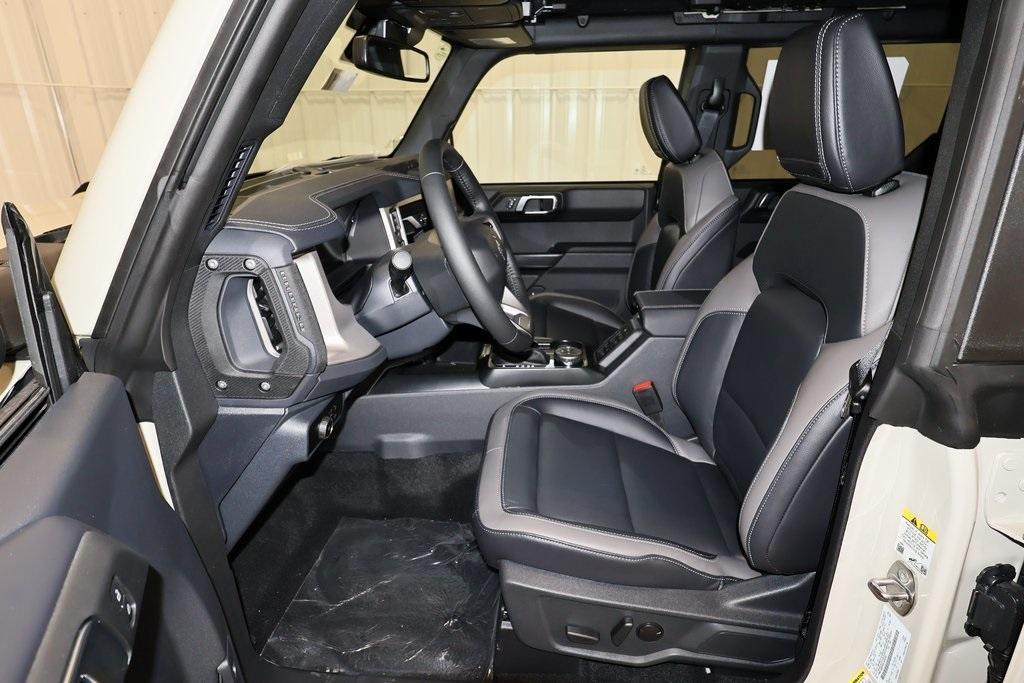 new 2025 Ford Bronco car, priced at $50,257