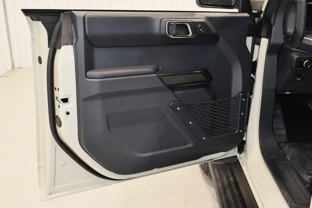 new 2025 Ford Bronco car, priced at $50,257