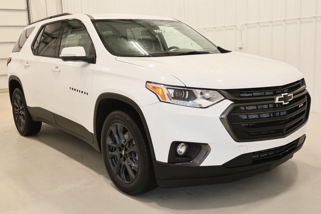 used 2021 Chevrolet Traverse car, priced at $26,900