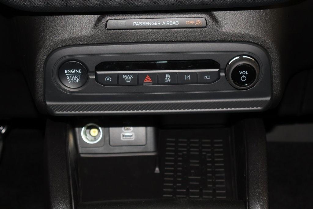 new 2025 Ford Bronco Sport car, priced at $40,630