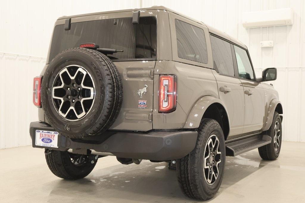new 2025 Ford Bronco car, priced at $51,416