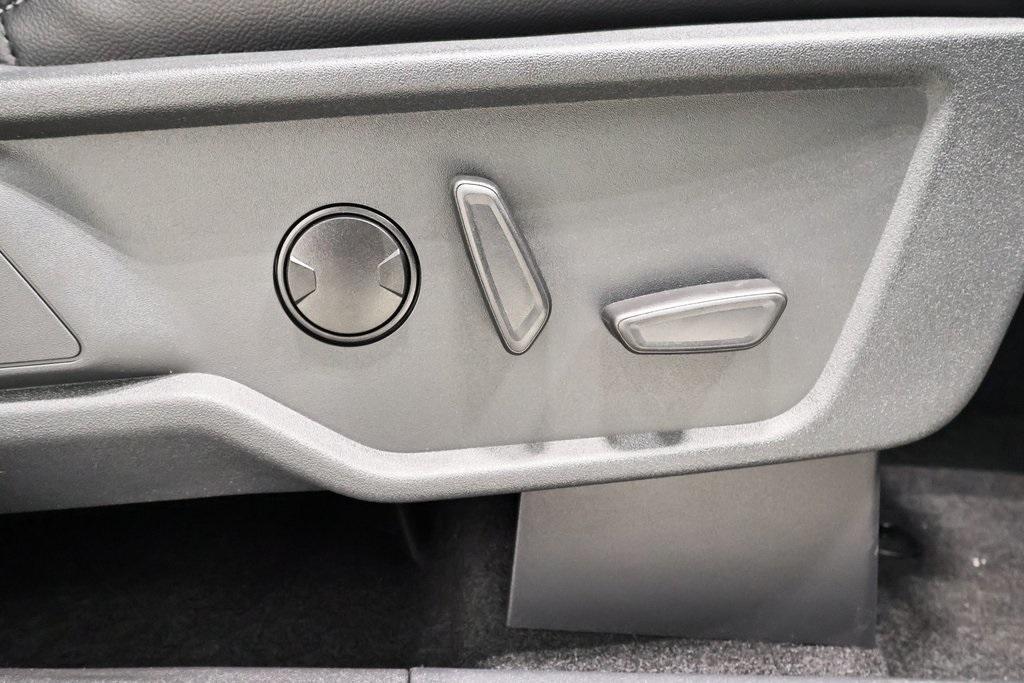 new 2025 Ford Bronco car, priced at $51,416