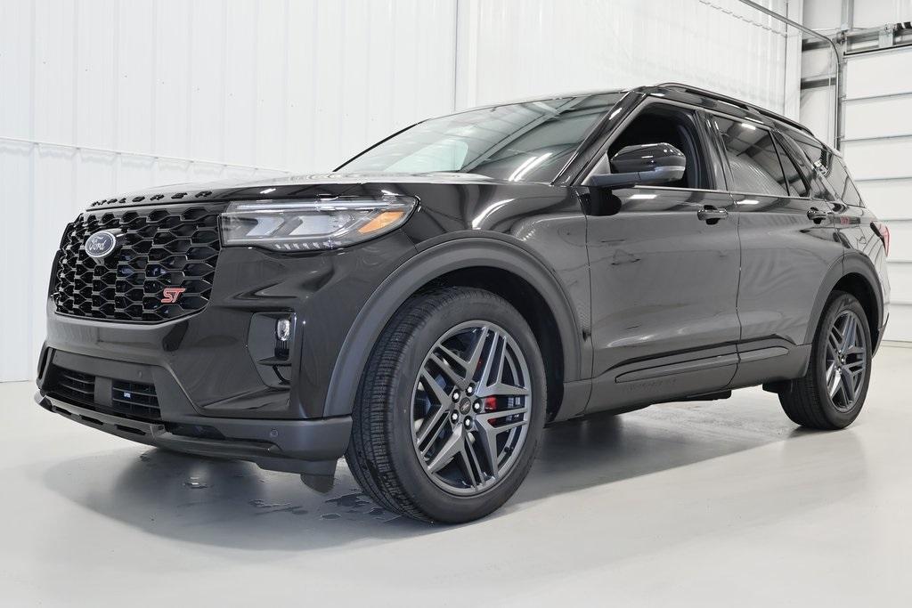 new 2025 Ford Explorer car, priced at $56,995