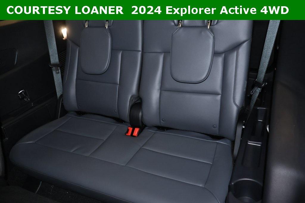 new 2025 Ford Explorer car, priced at $44,392