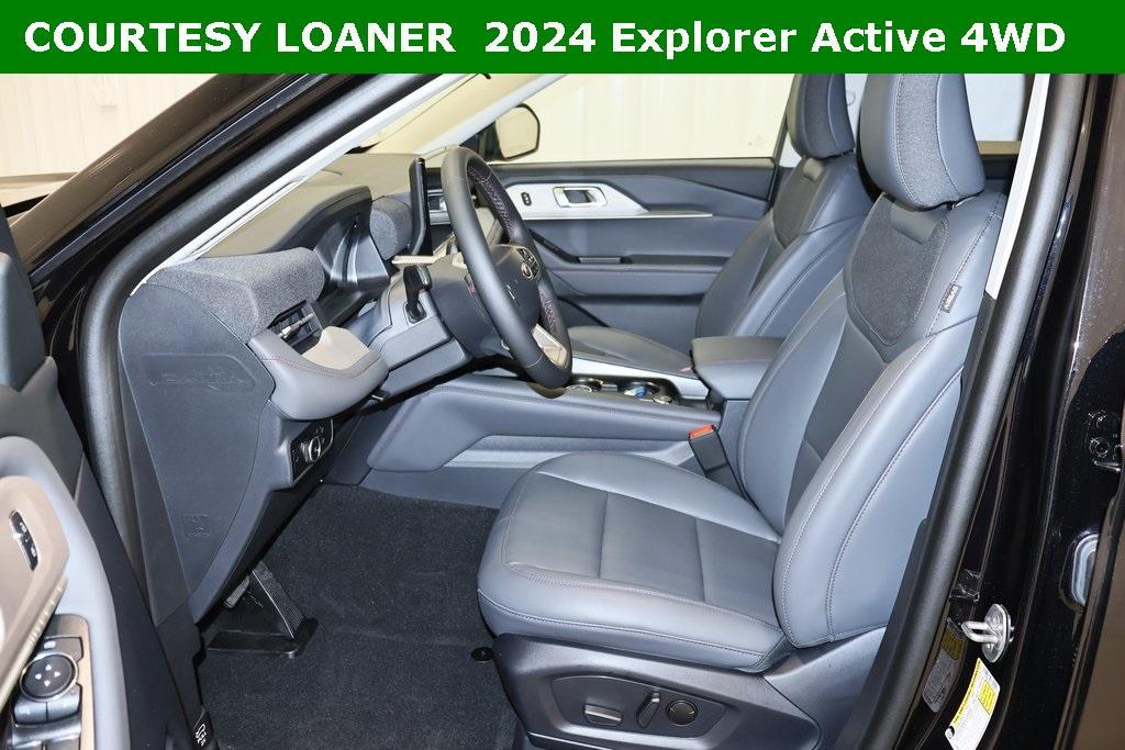 new 2025 Ford Explorer car, priced at $44,392