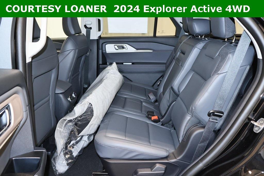 new 2025 Ford Explorer car, priced at $44,392