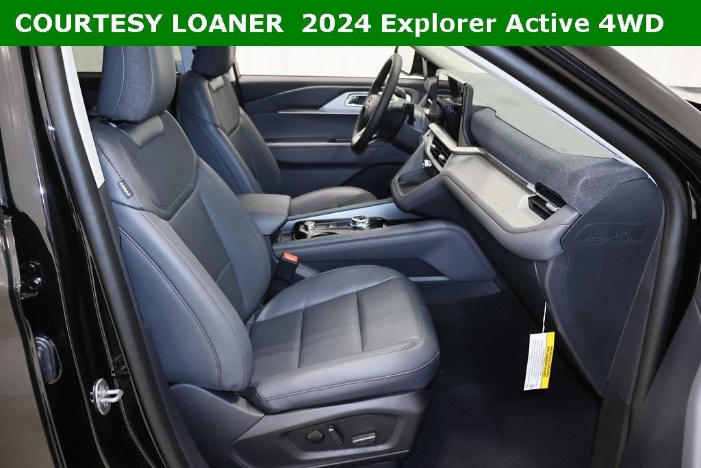 new 2025 Ford Explorer car, priced at $44,392