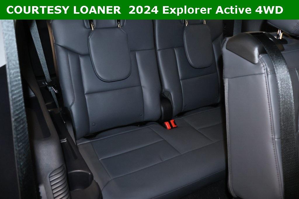 new 2025 Ford Explorer car, priced at $44,392