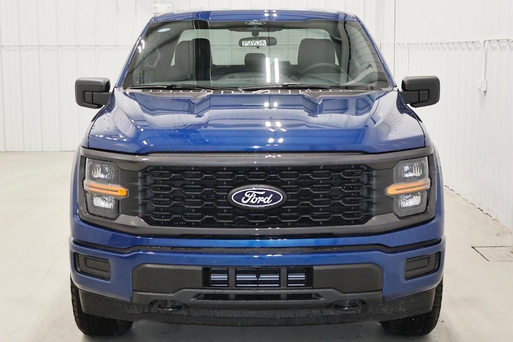 new 2025 Ford F-150 car, priced at $44,424