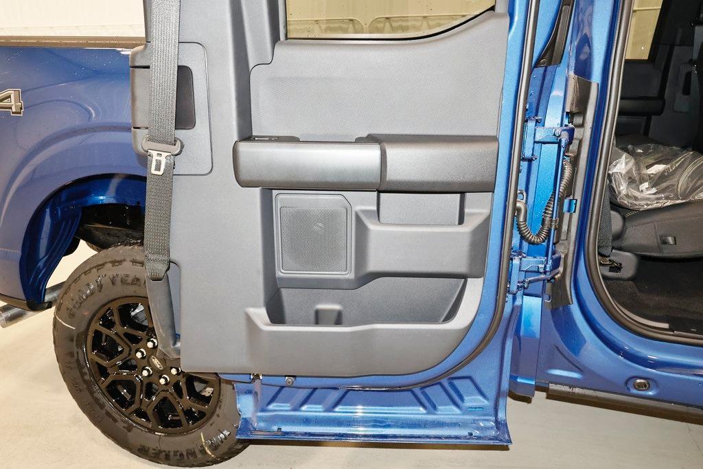 new 2025 Ford F-150 car, priced at $44,424