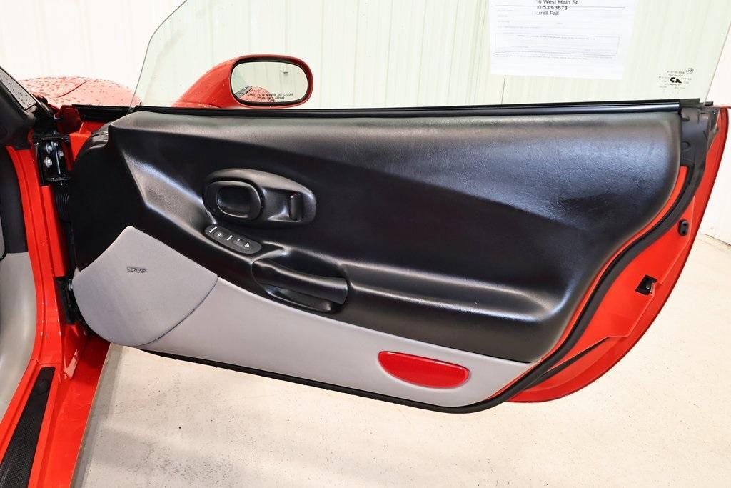 used 2000 Chevrolet Corvette car, priced at $18,500