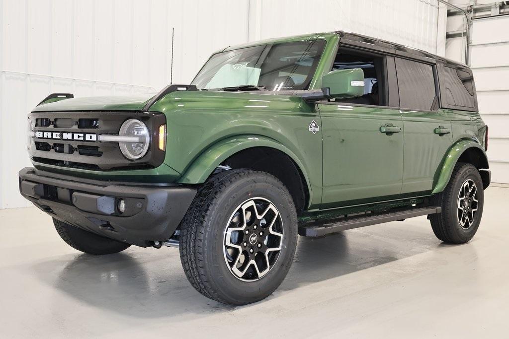 new 2024 Ford Bronco car, priced at $52,010