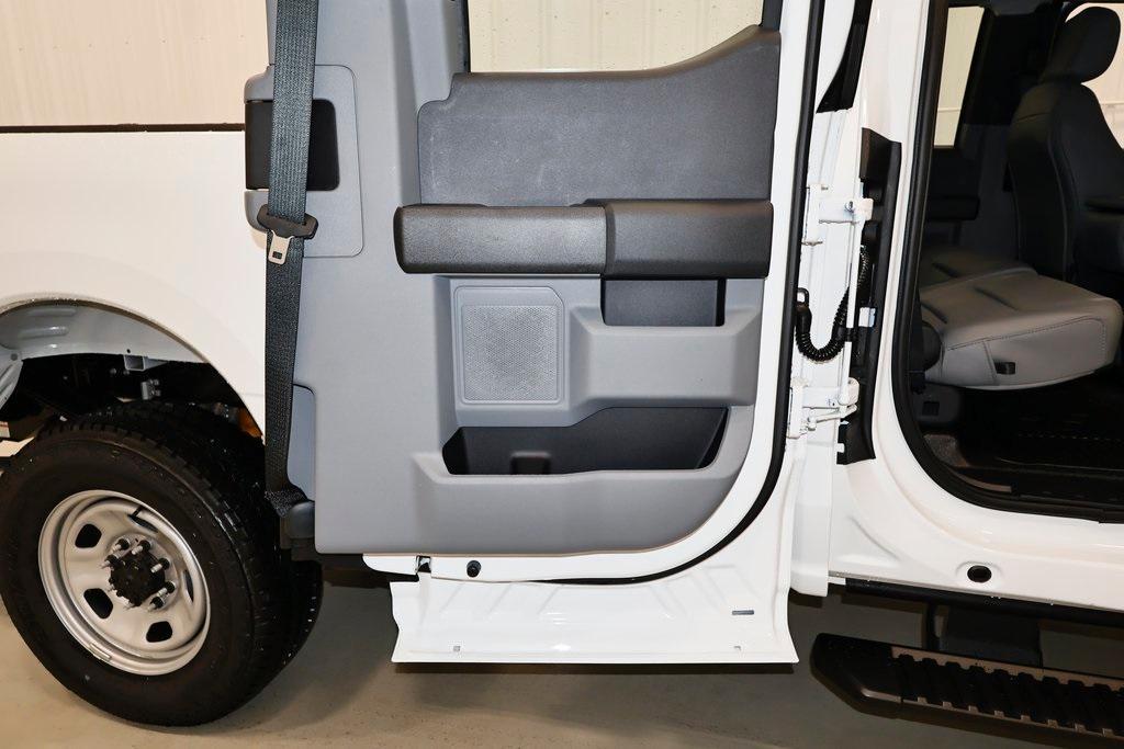 new 2025 Ford F-350 car, priced at $53,870