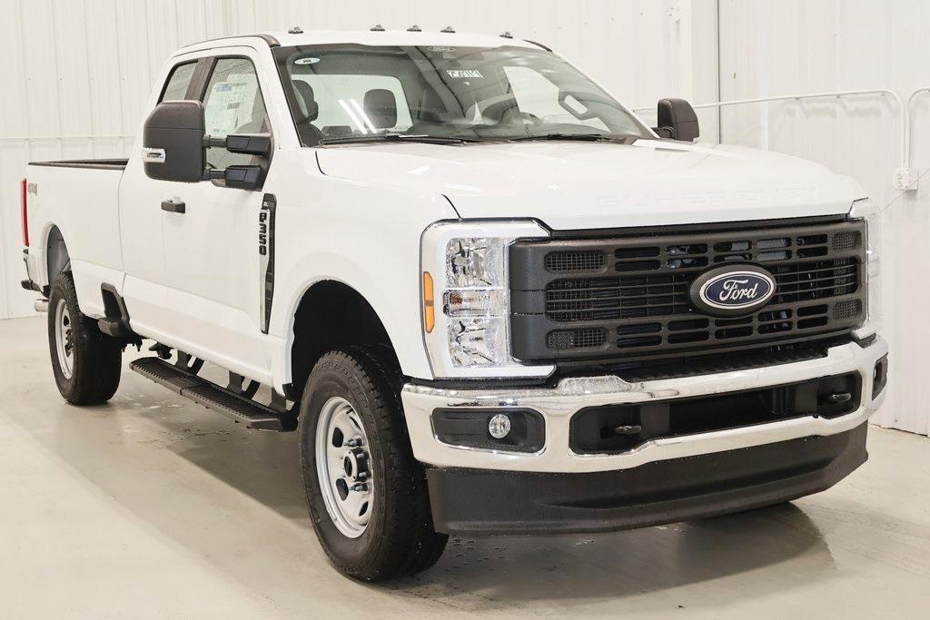 new 2025 Ford F-350 car, priced at $53,870