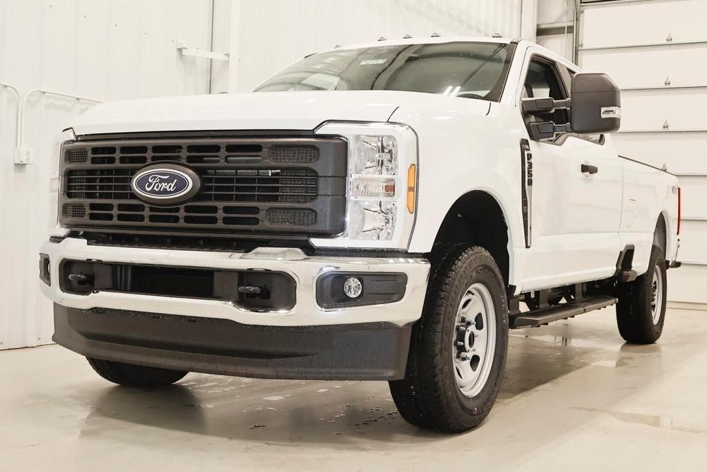 new 2025 Ford F-350 car, priced at $53,870