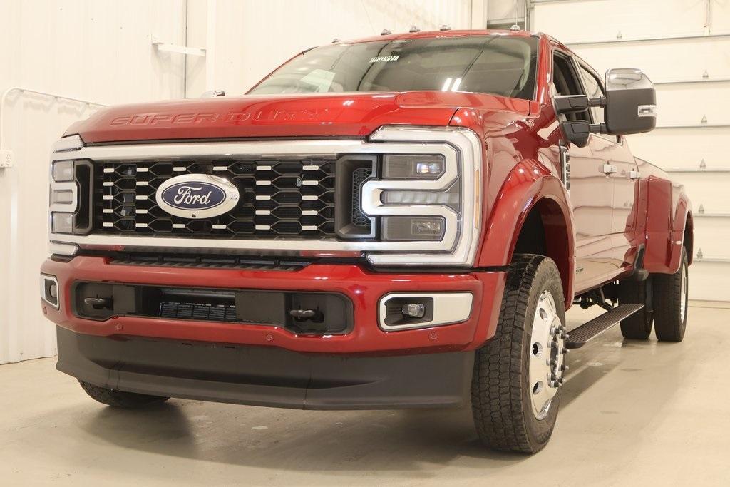 new 2025 Ford F-450 car, priced at $107,245