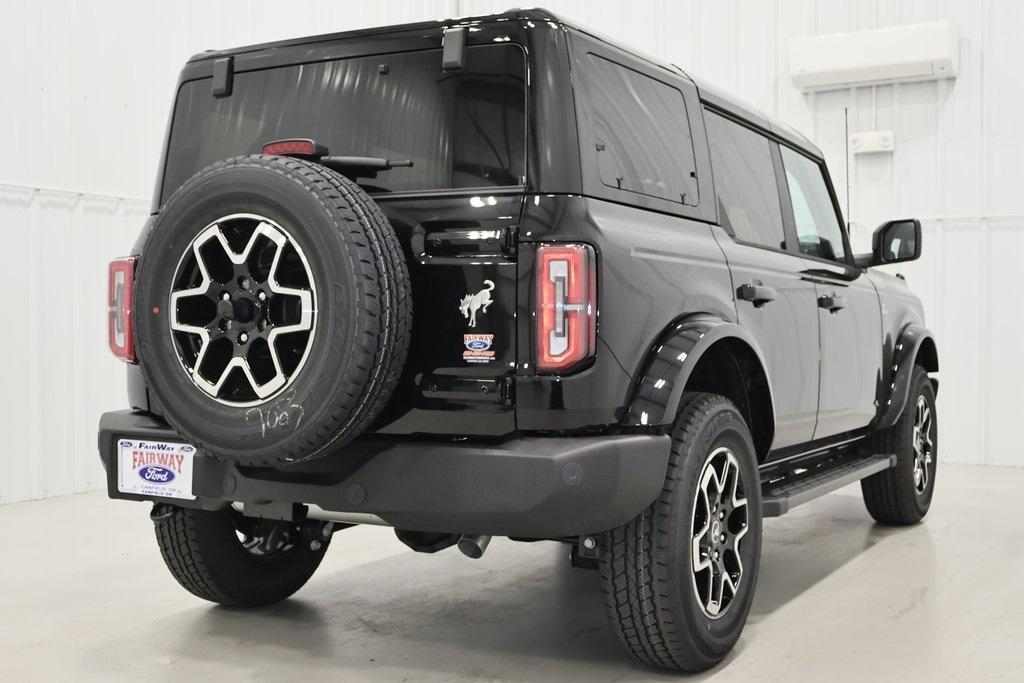 new 2024 Ford Bronco car, priced at $48,490