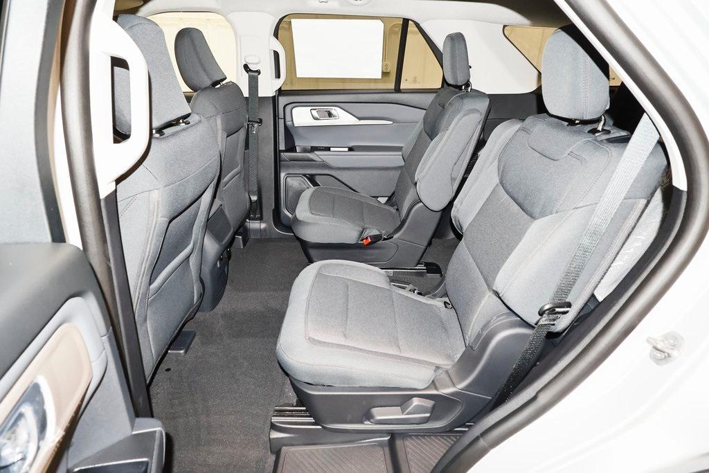 new 2025 Ford Explorer car, priced at $40,910