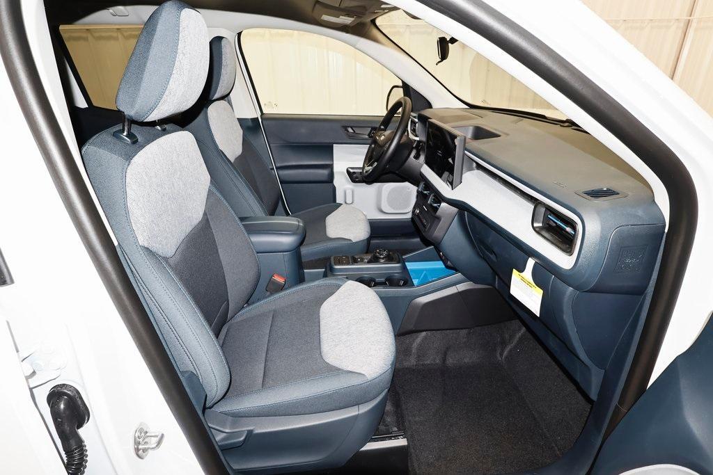 new 2025 Ford Maverick car, priced at $31,679