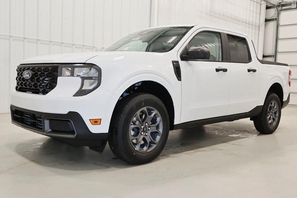 new 2025 Ford Maverick car, priced at $31,679