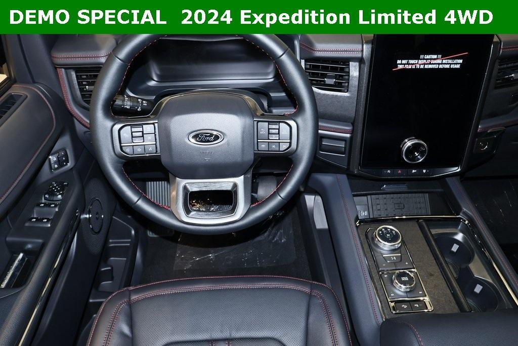 new 2024 Ford Expedition car, priced at $70,010