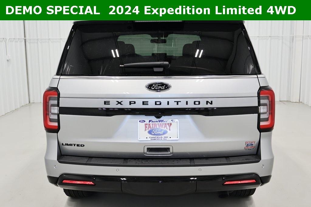 new 2024 Ford Expedition car, priced at $70,010