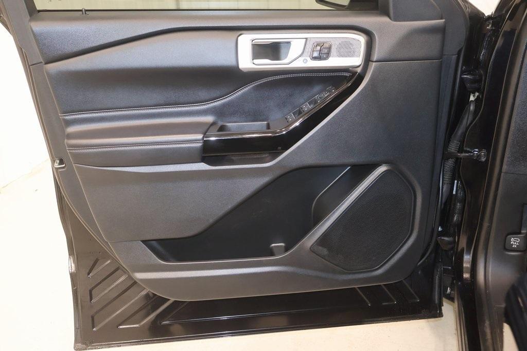 used 2021 Ford Explorer car, priced at $28,000