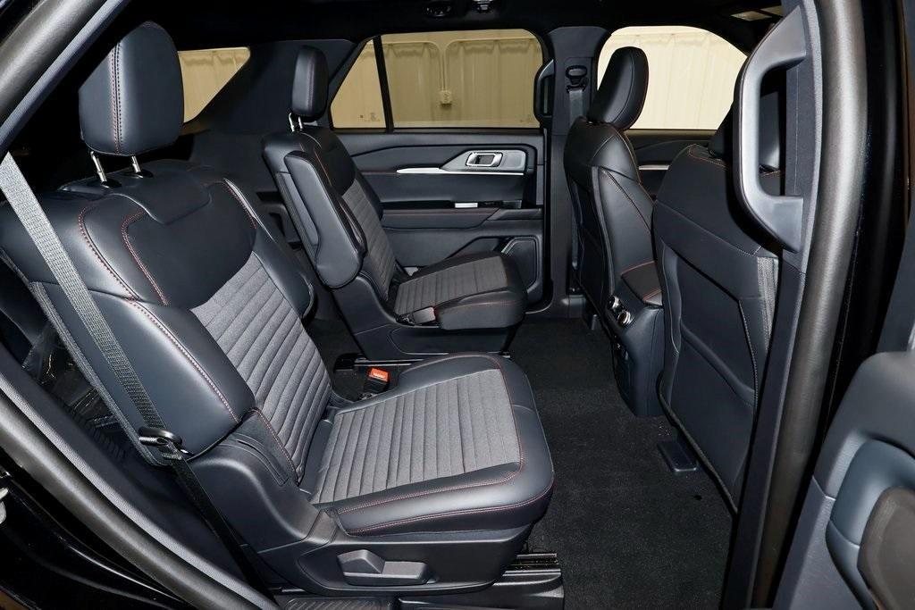 new 2025 Ford Explorer car, priced at $49,373