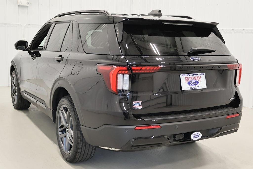 new 2025 Ford Explorer car, priced at $49,373