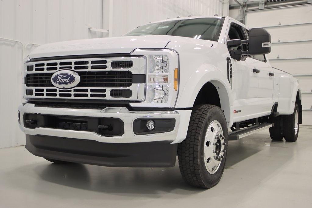 new 2024 Ford F-450 car, priced at $80,290